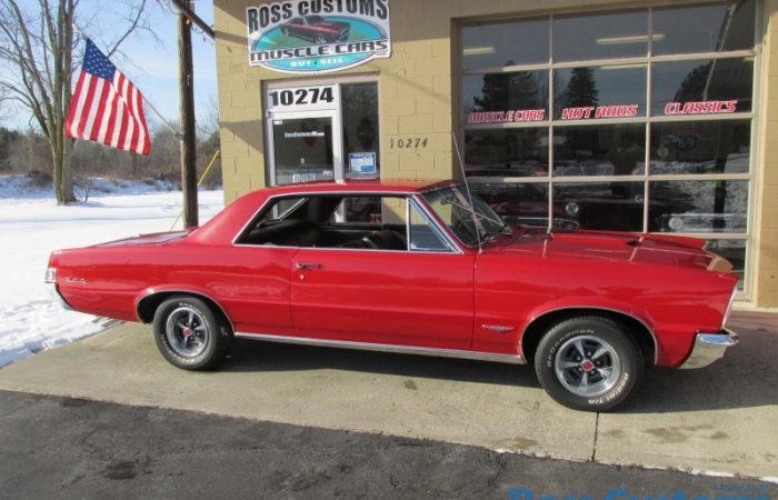 SOLD SOLD - 1965 Pontiac GTO Le Mans - 4 speed