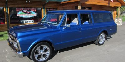 FOR SALE - 1972 GMC 3 door Suburban - $39,900